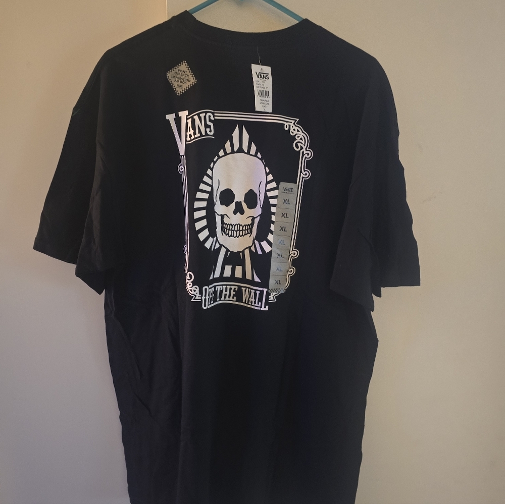 Vans Black Skull Graphic Tee